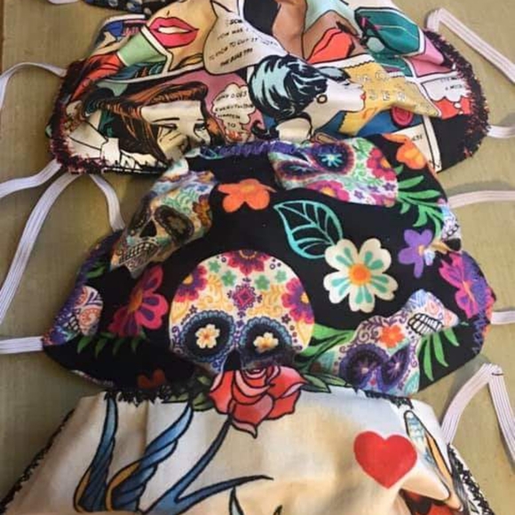 Face covers - Picture 8 of 8